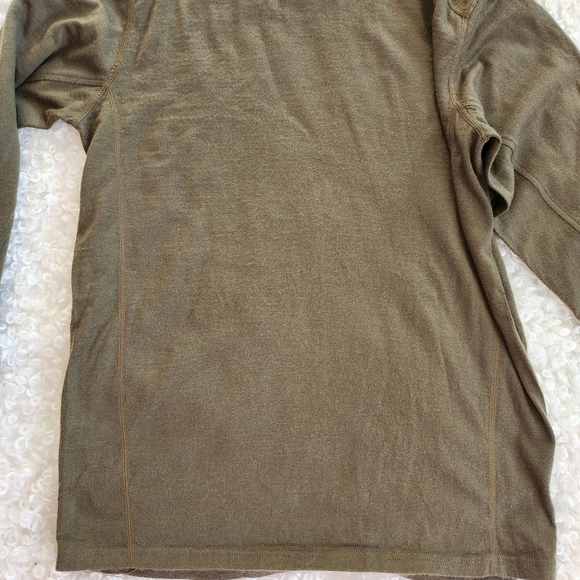 Kuhl Skar Long Sleeve Crew Tee Sz Small Rustic Relaxed Fit 100%Merino Gorpcore - Picture 9 of 11